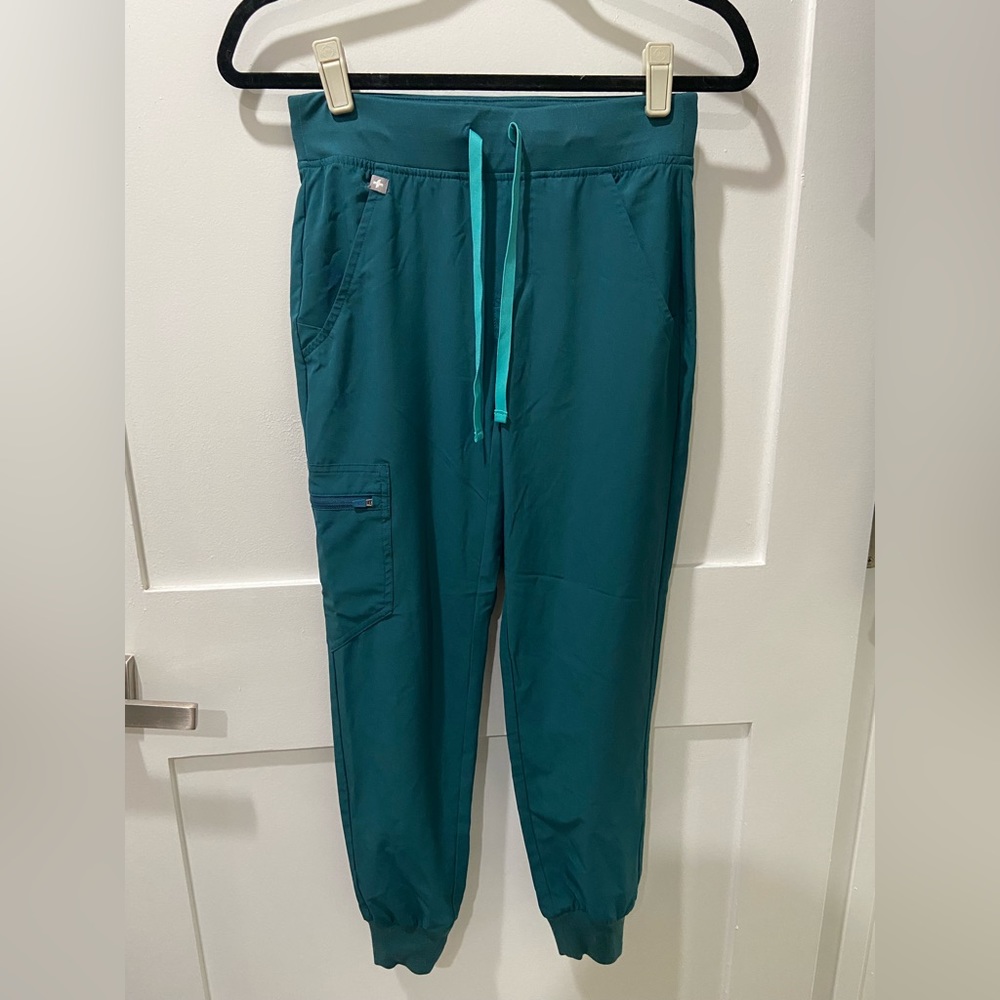 Women's Figs Caribbean Blue fionlite Zamora Jogger Scrub Pants
